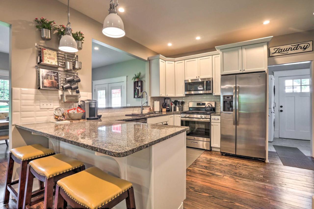 Villa Renovated Craftsman House With Patio And Fire Pit! à Vevay Extérieur photo